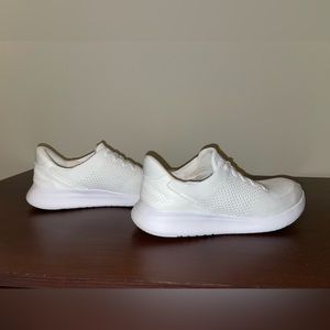 Men’s Kizik Shoes